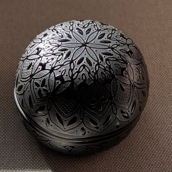 Javier Servin Hand Painted Trinket Box Pottery Ceramic Black - Picture 5 of 6
